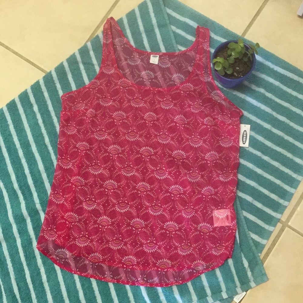 Old navy tank size M